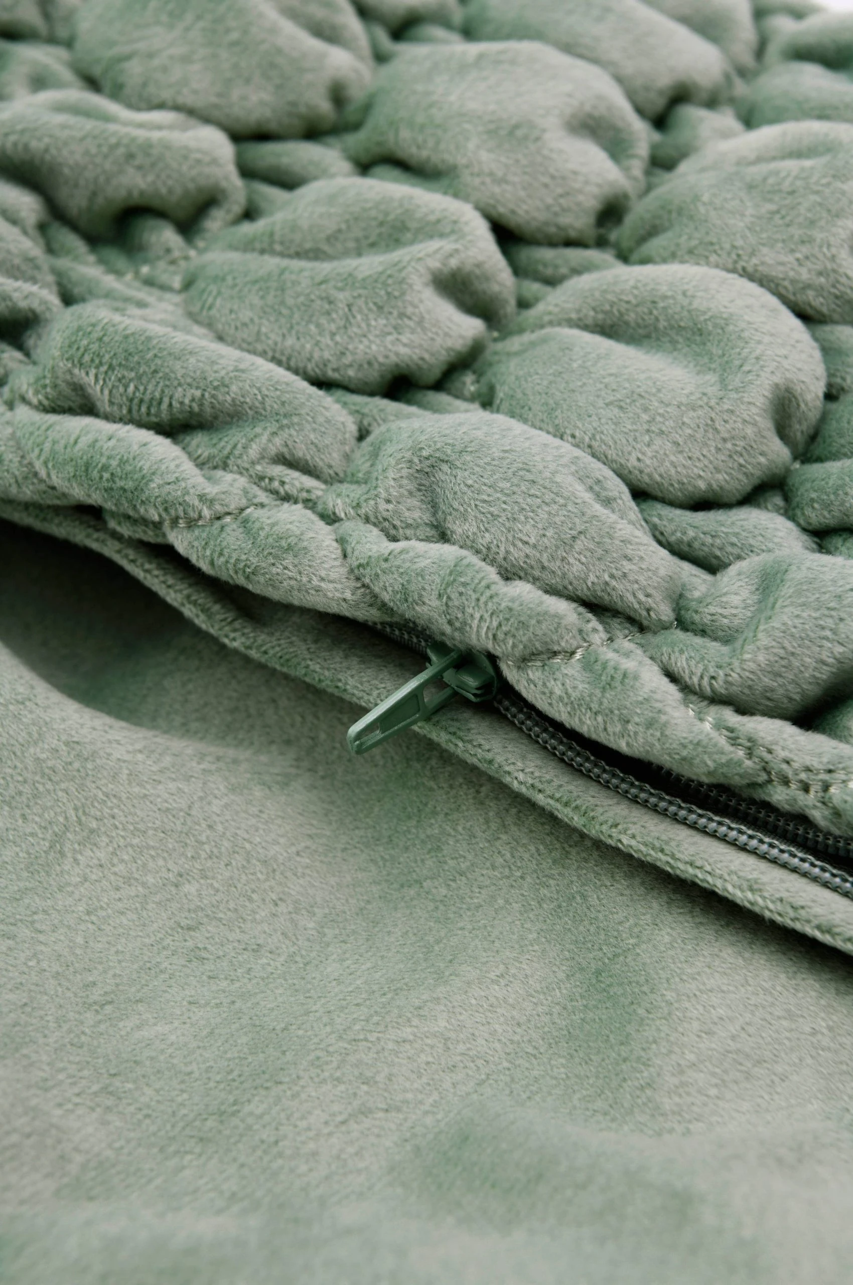 Kuddfodral Nora Bubble i sammet Ellos Kuddfodral Nora Bubble I Sammet -Himla ONLINE ell 1679534 03 De 01 scaled