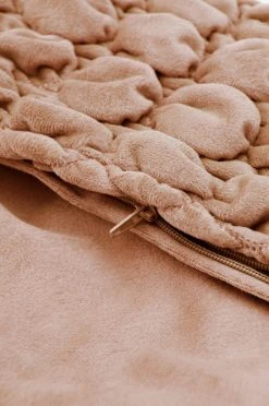 Ellos Kuddfodral Nora Bubble I Sammet -Himla ONLINE ell 1679534 10 De 01