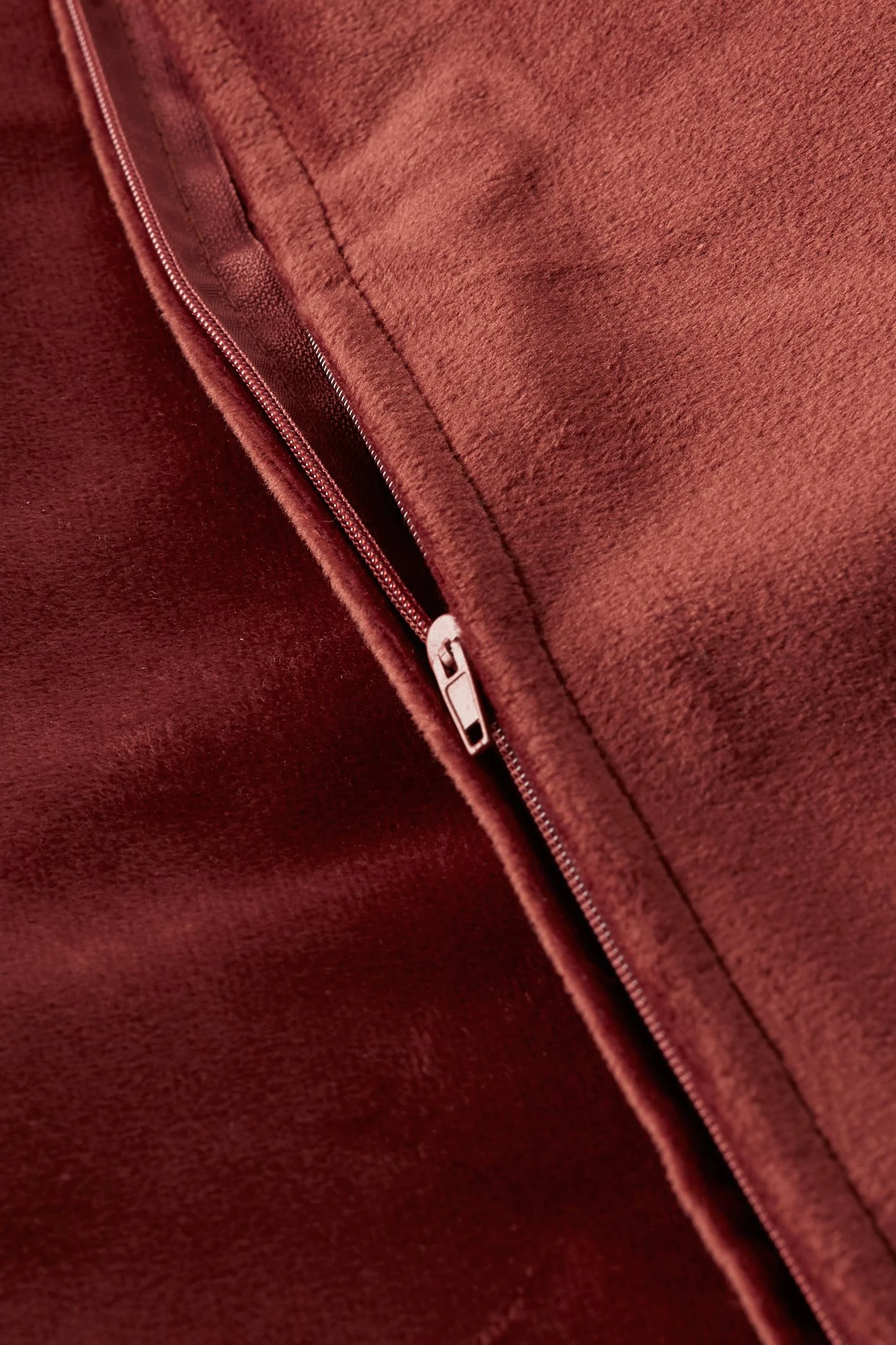 Kuddfodral Nora i sammet Ellos Kuddfodral Nora I Sammet -Himla ONLINE ell 1679535 07 De 01