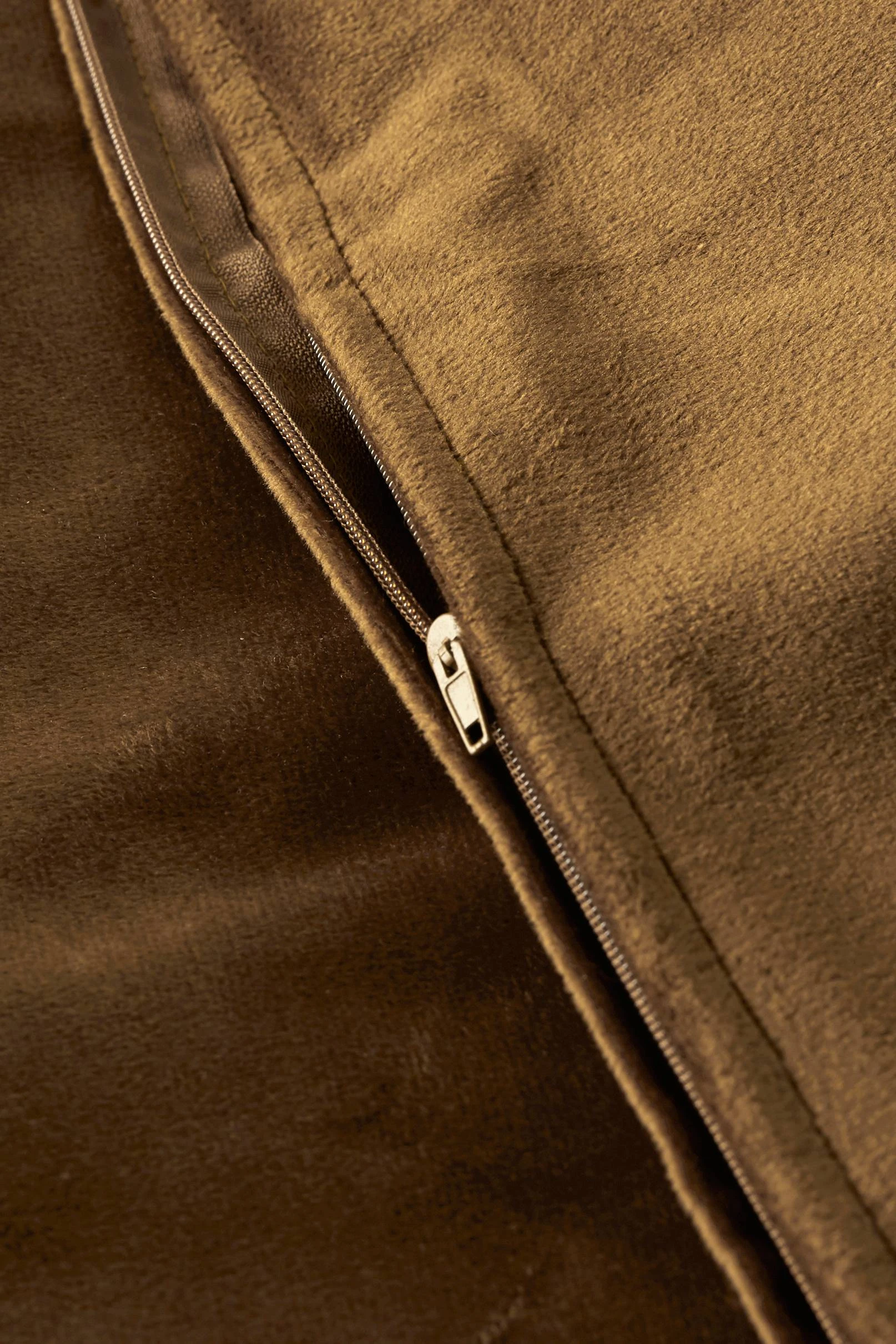 Kuddfodral Nora i sammet Ellos Kuddfodral Nora I Sammet -Himla ONLINE ell 1679535 09 De 01