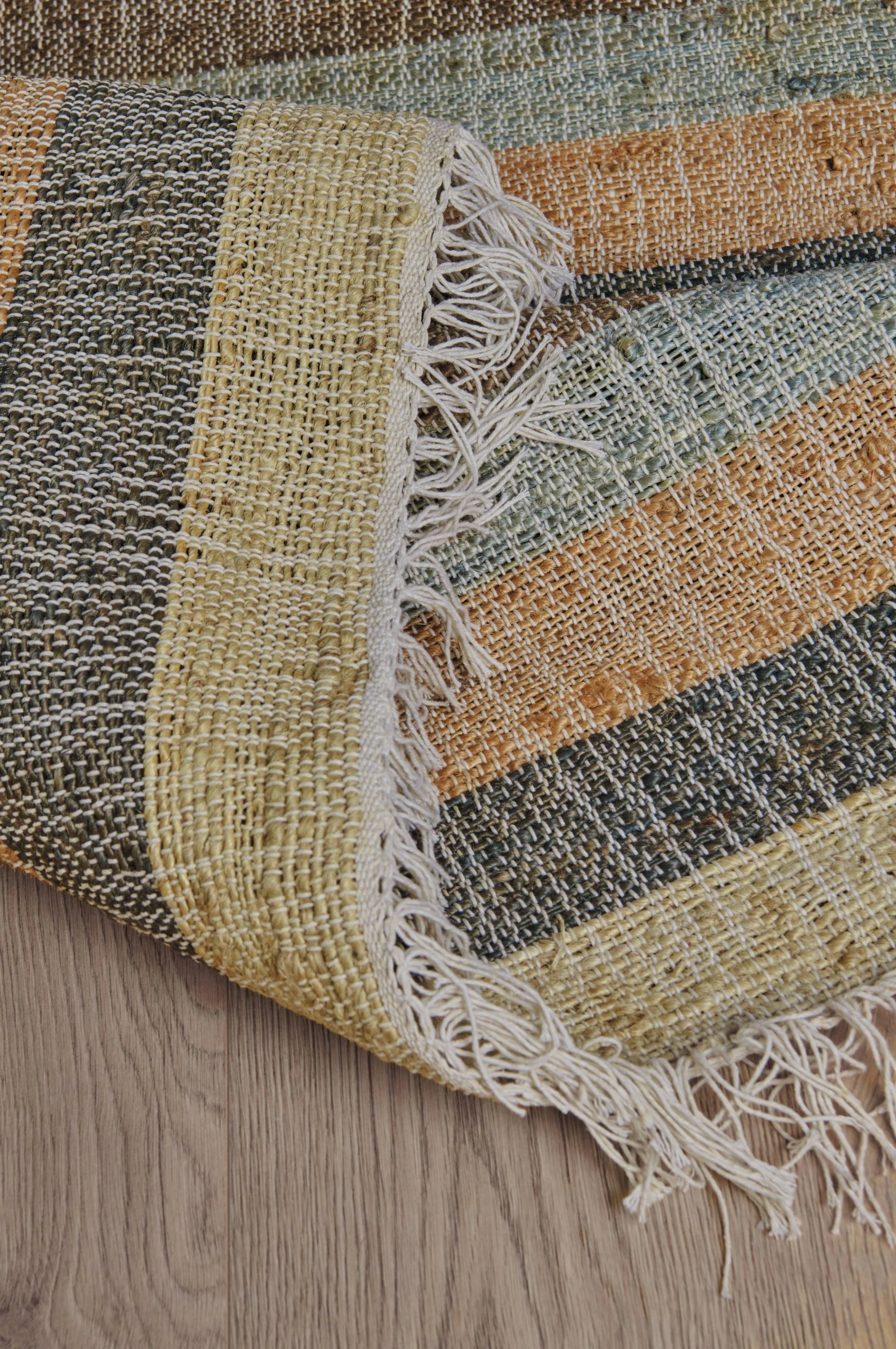 Ellos Jutematta Tacona - Bild 3